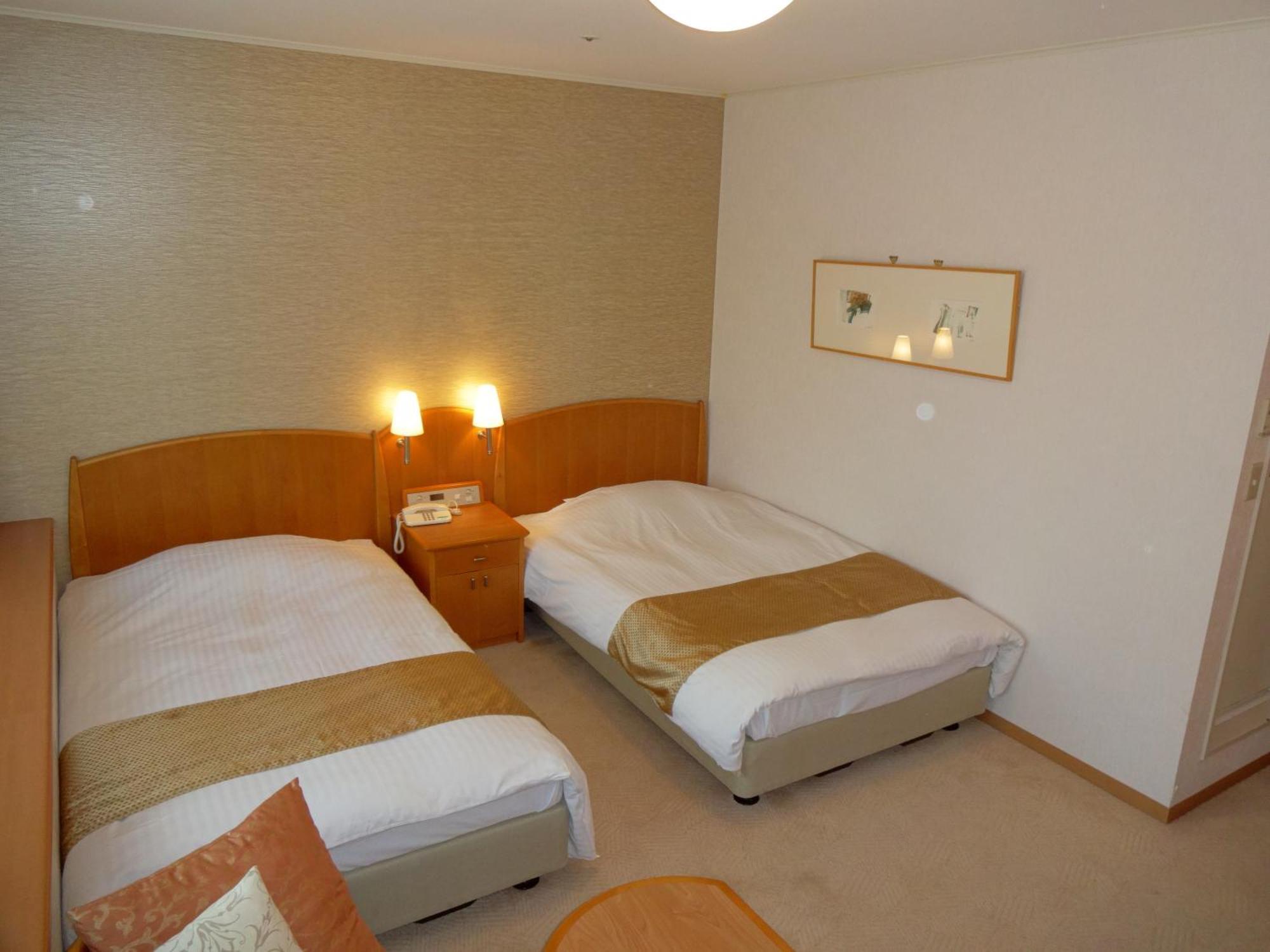 Kobe Luminous Hotel Room photo